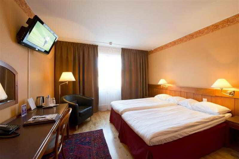 Best Western Gustaf Wasa Hotel Бурленге Экстерьер фото